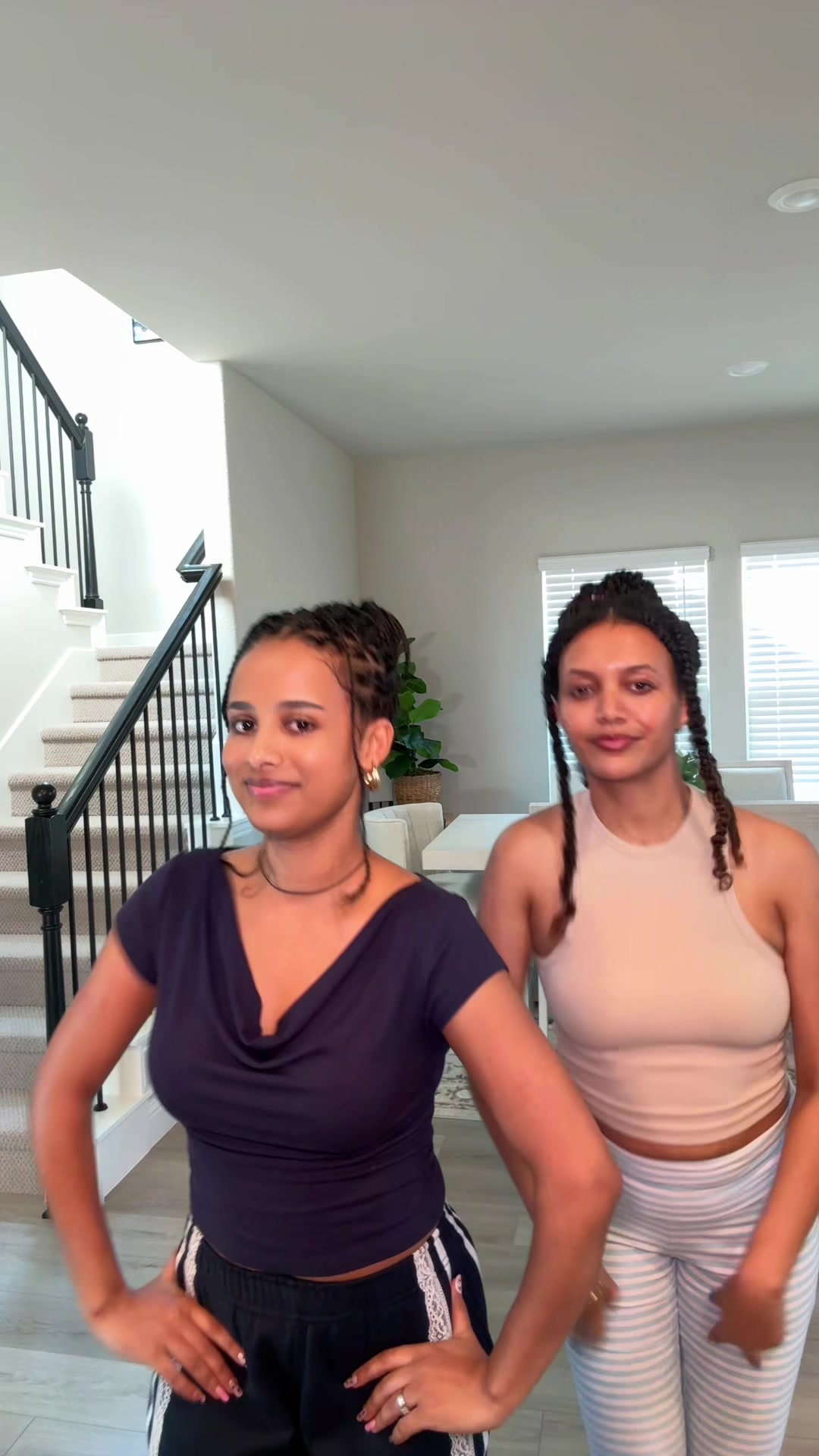 @Mea3a