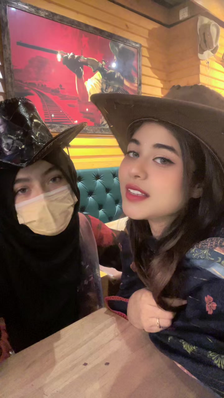 @Jahan_Ila