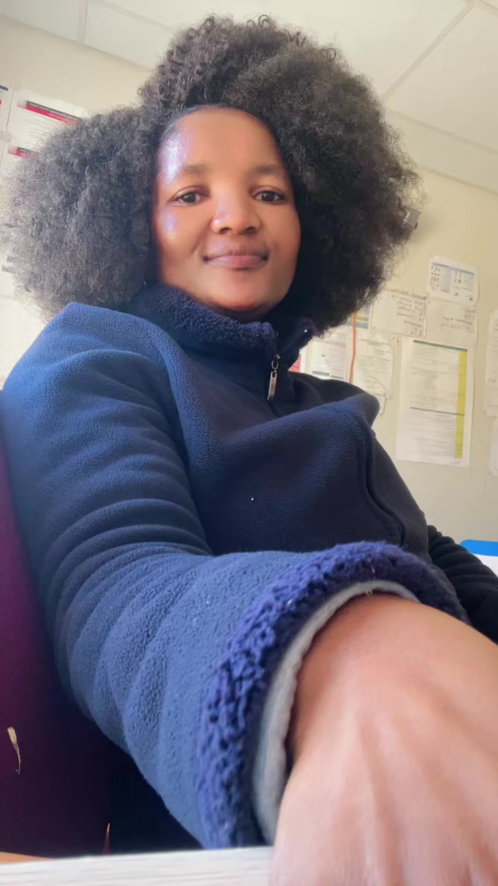 @Glodia Senekane 🥰