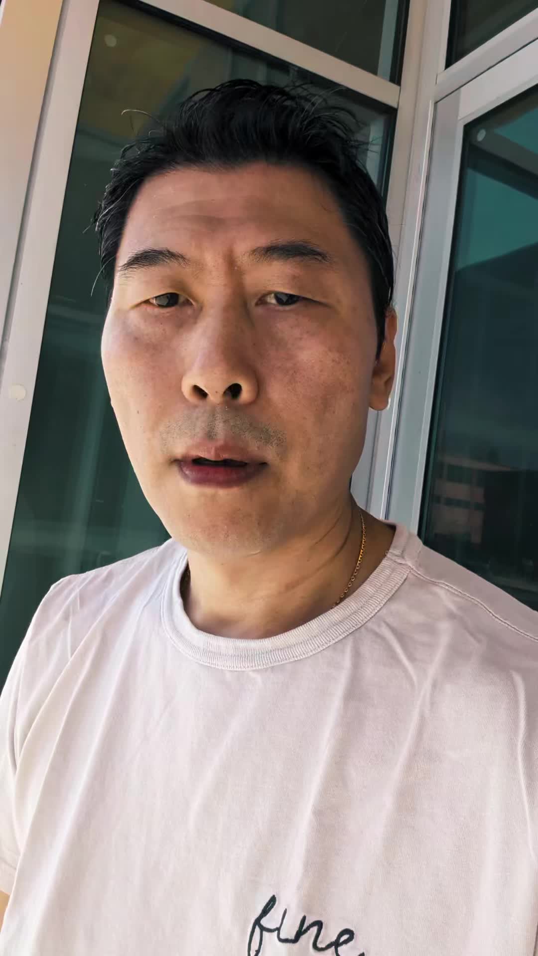@UNIQGEEK