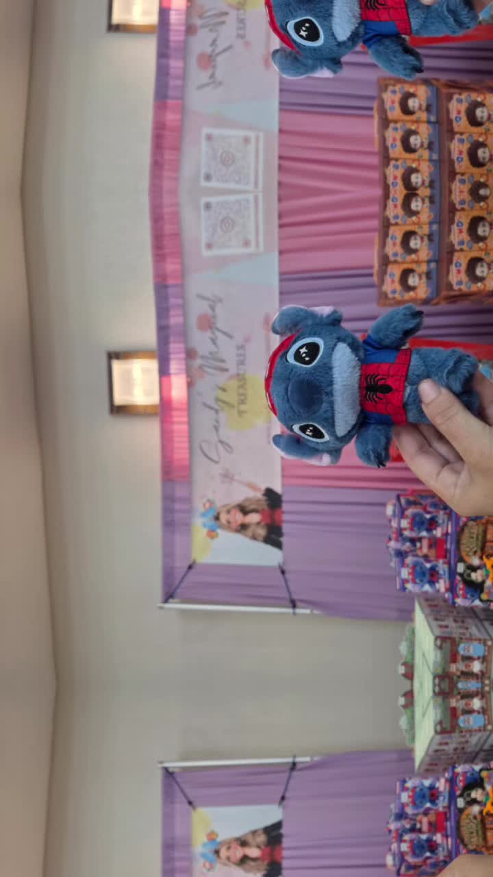@Disney Mallory