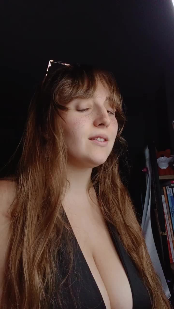 @Hello_Kelly