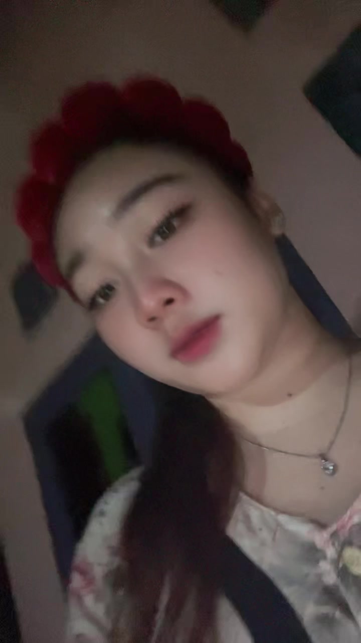 @(jeni&reg;️)