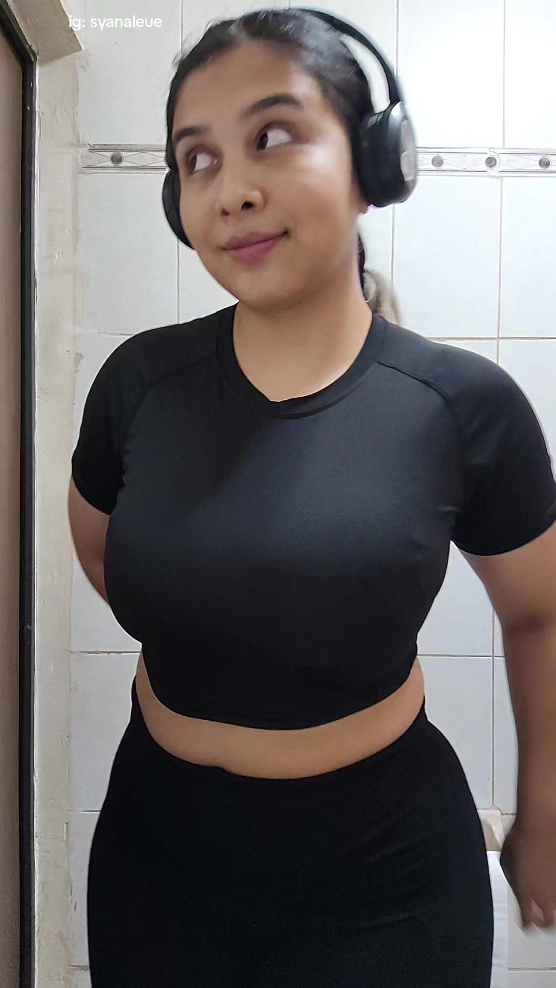 @SYANA LEUE OFICIAL