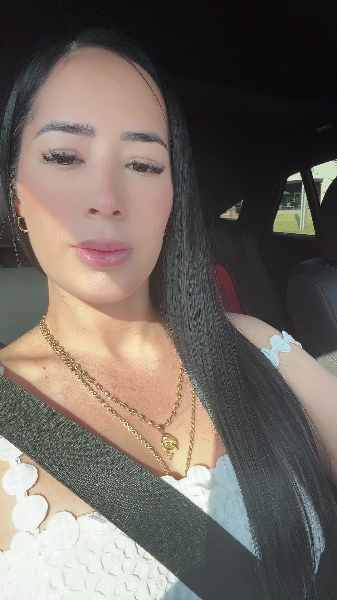 @Chikygarcia81