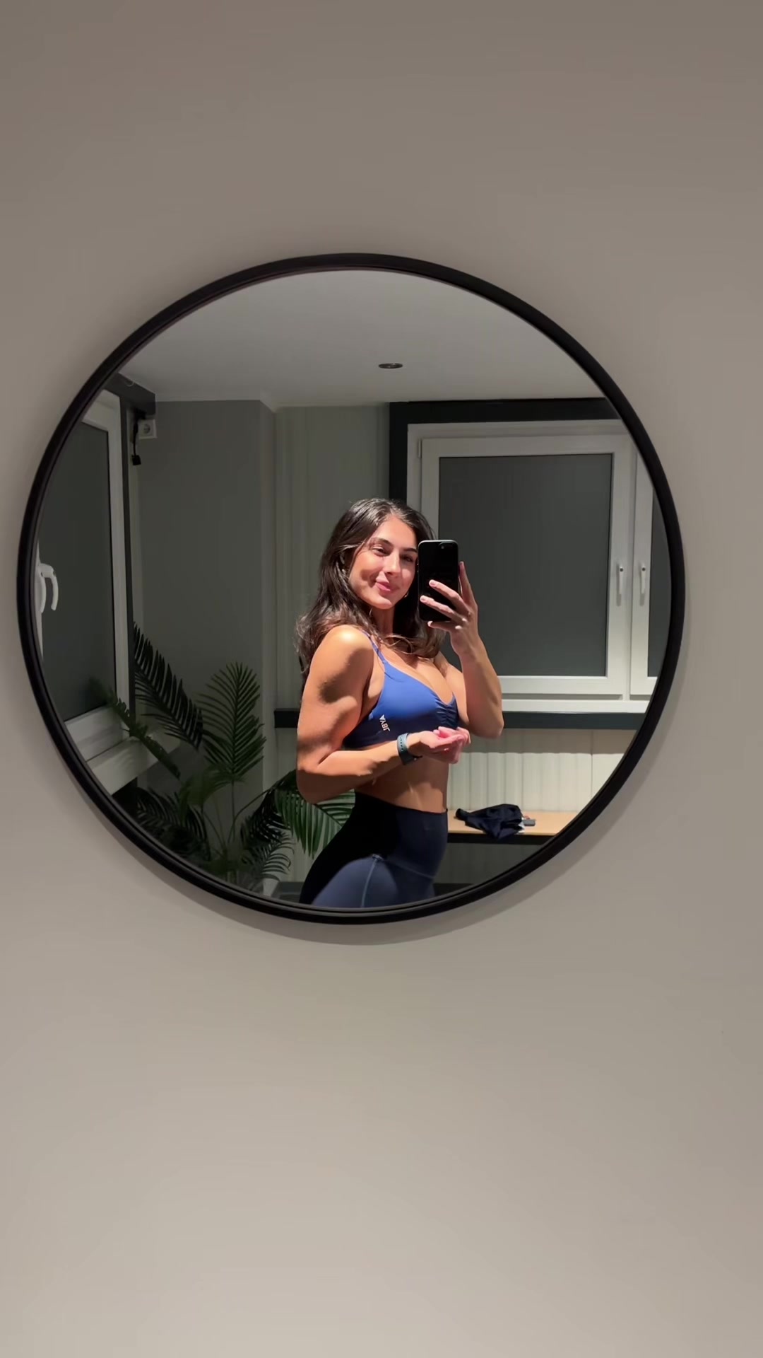 @Laura 🐆