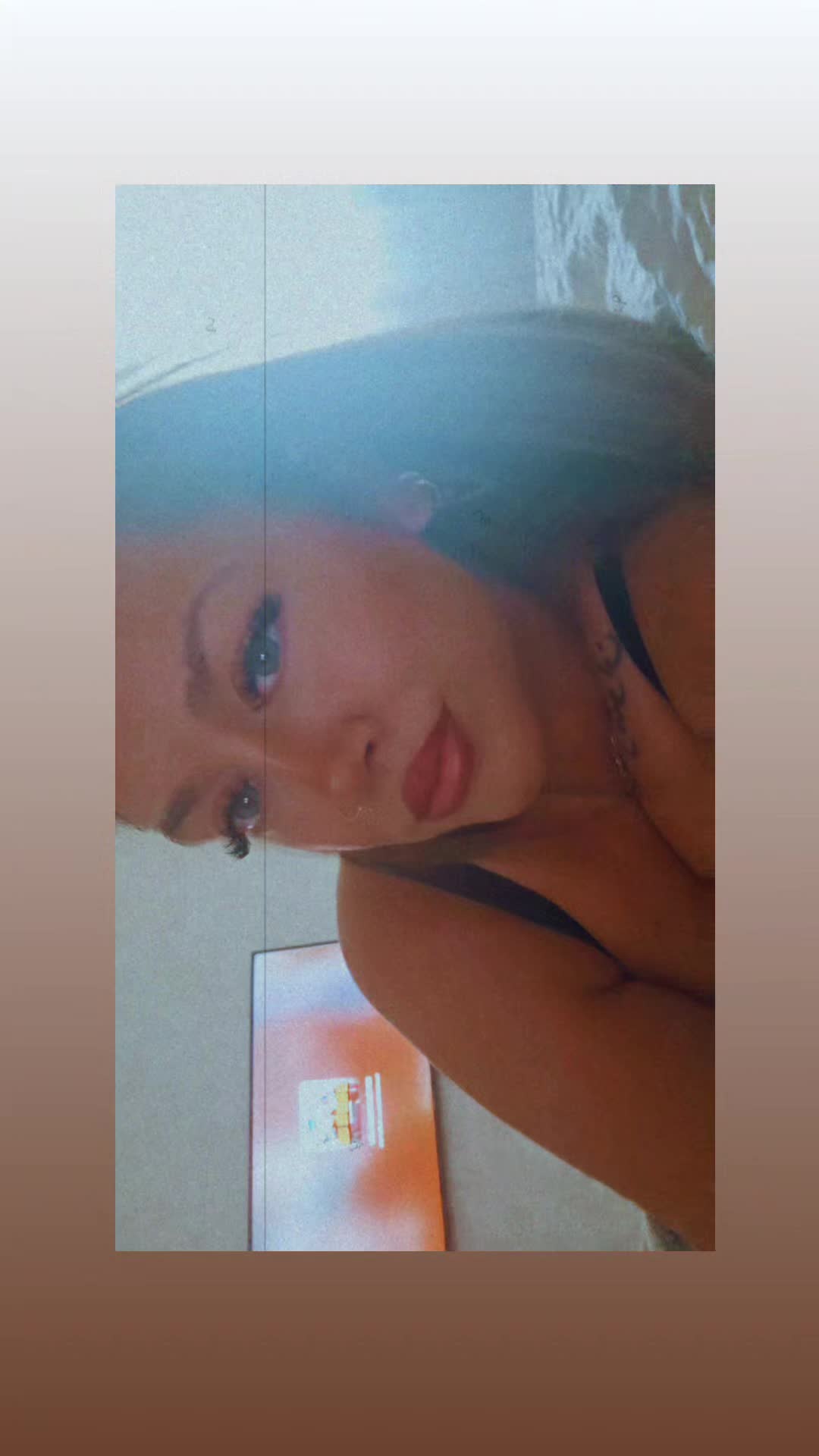 @𝐒𝐕𝐄𝐓𝐋𝐀𝐍𝐀 🦋