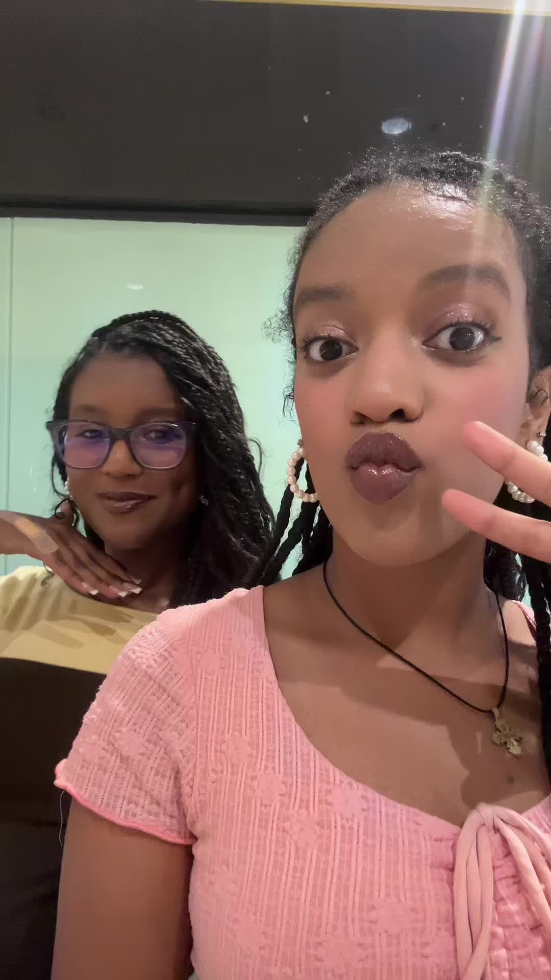 @Rufi+Mari