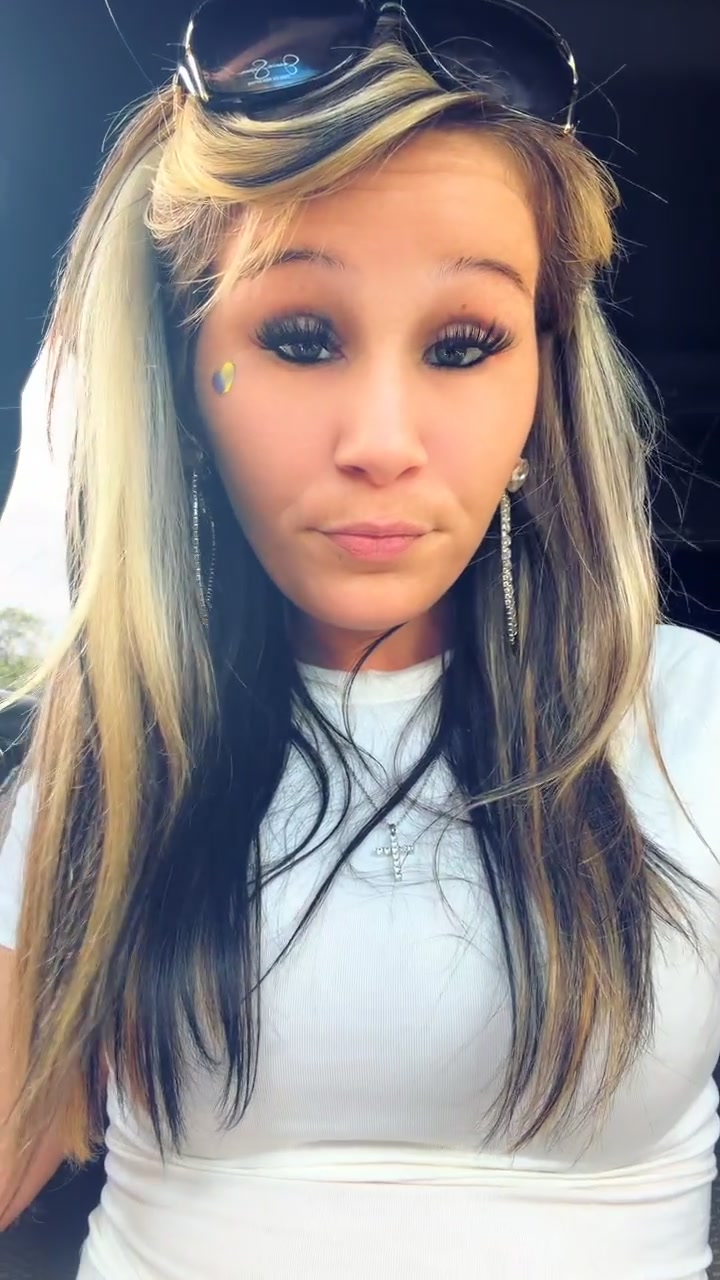 @🗣️ kayla 🫣