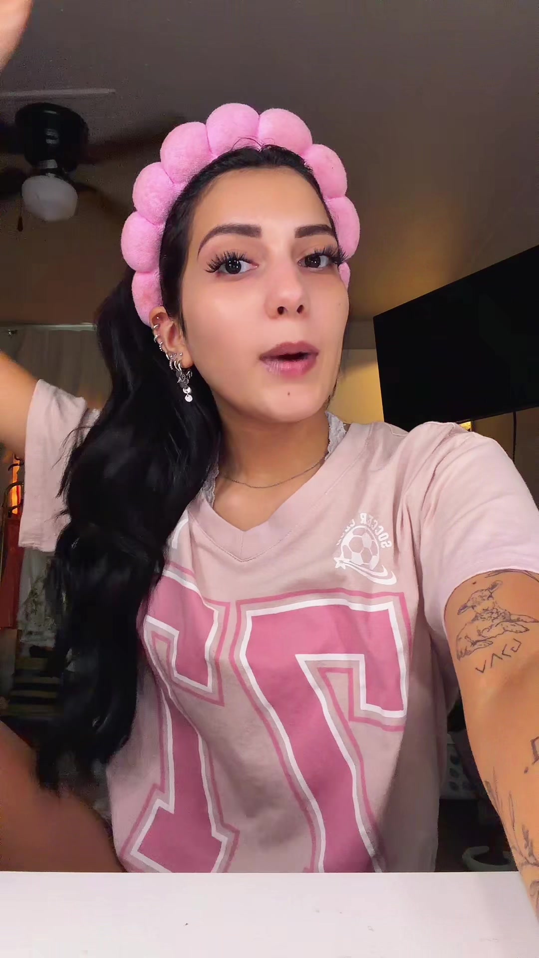 @Lizmarie16