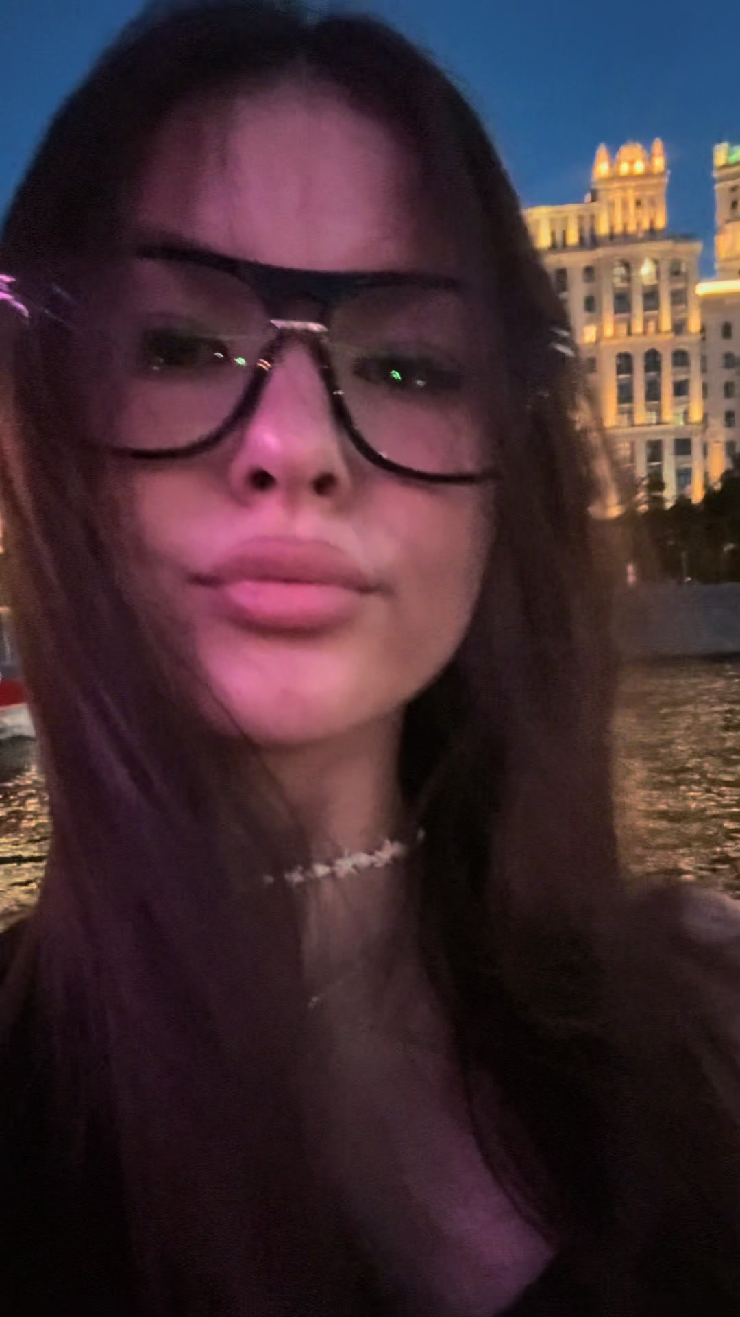 @<3