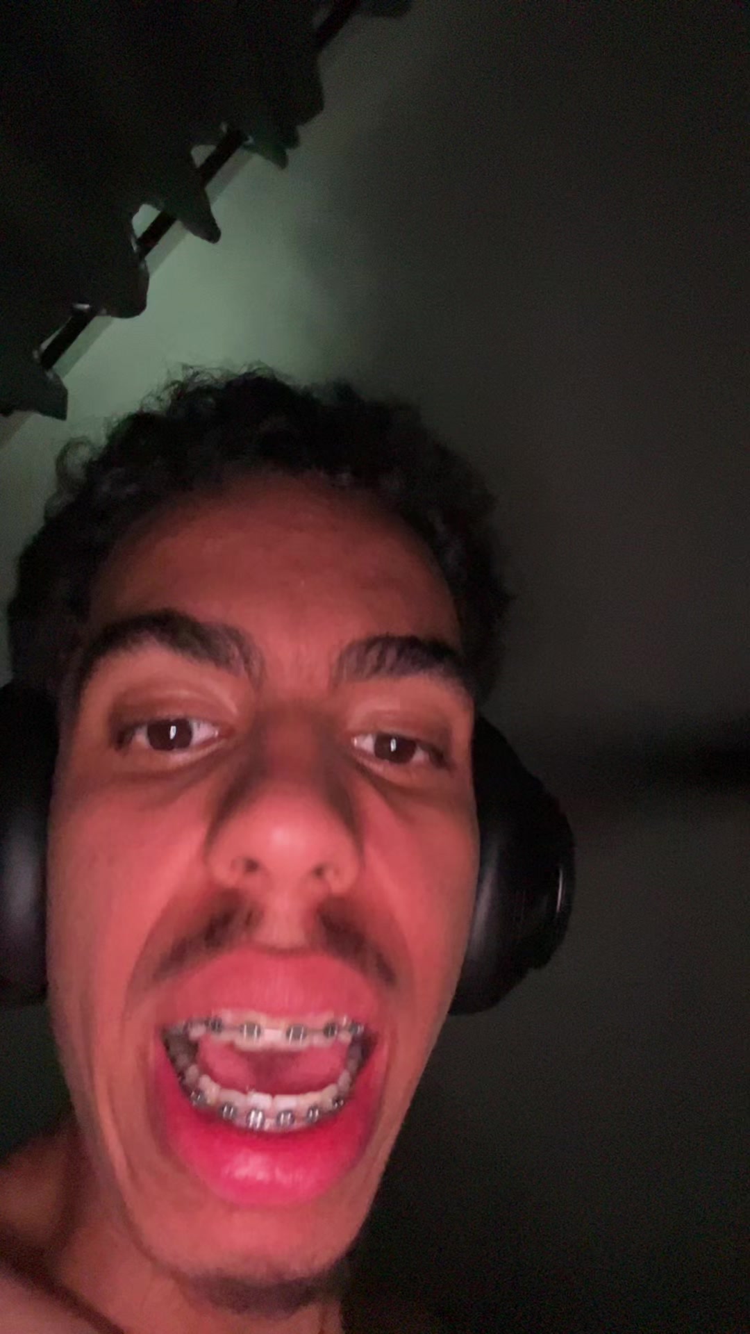 @JUAN