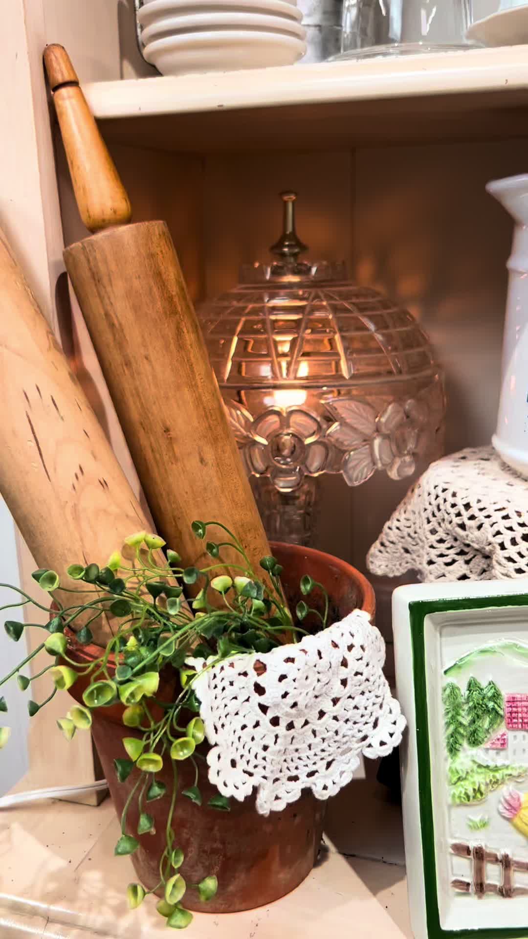 @sweet.tea.antiques