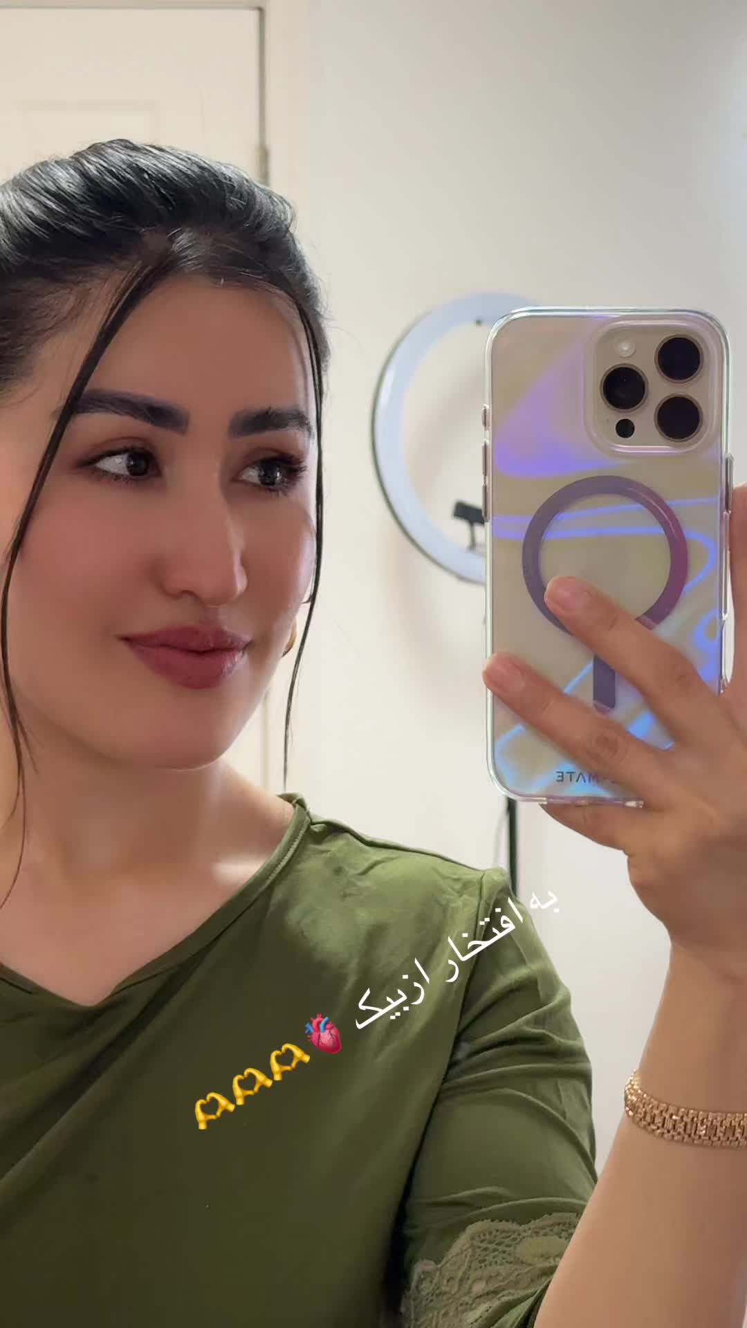 @ANNA🦋آنا.