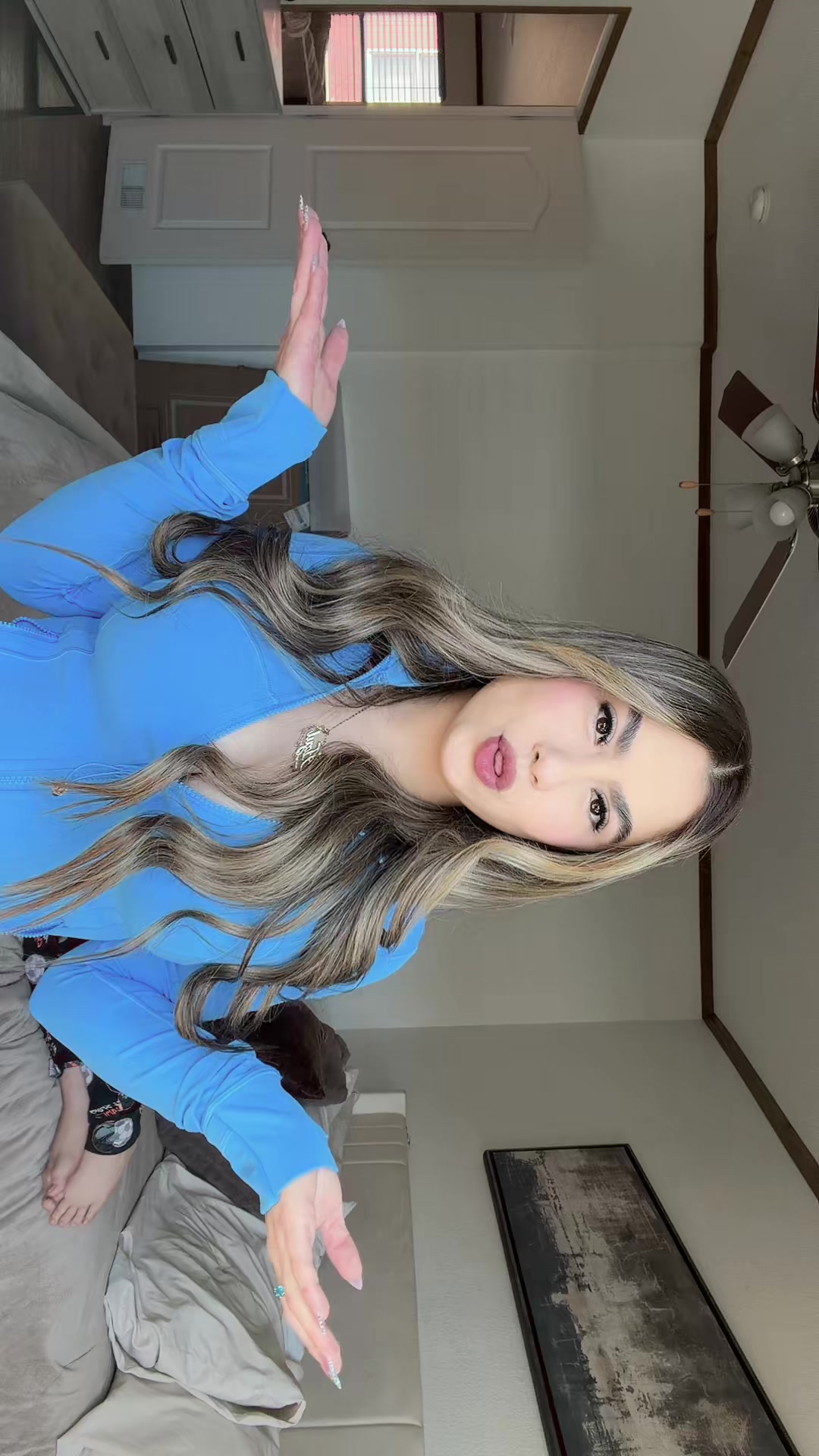 @Azul