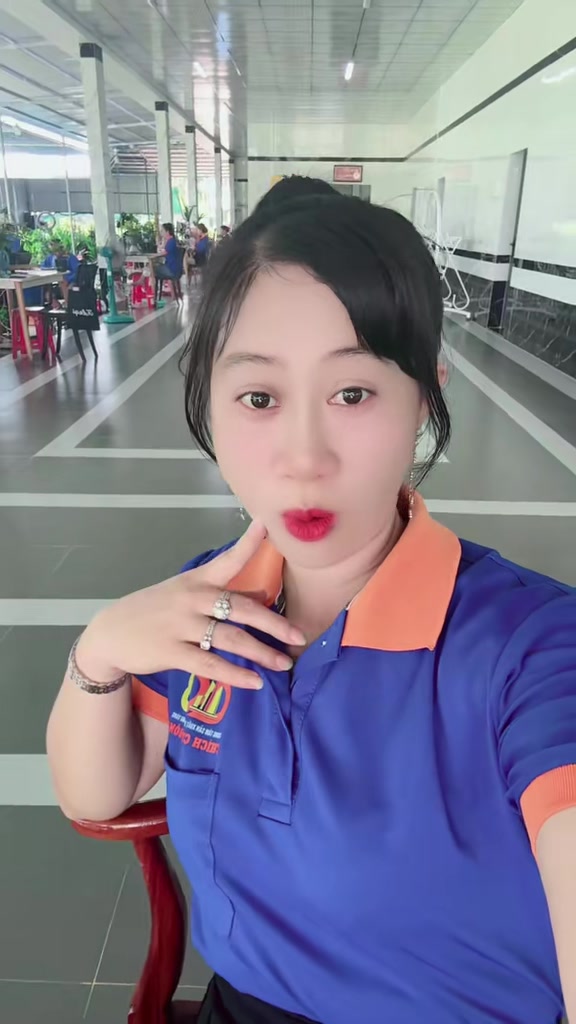 @Chichchoebong79