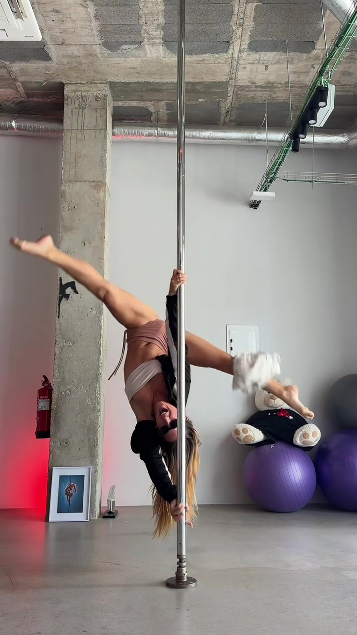 @Abrilevi