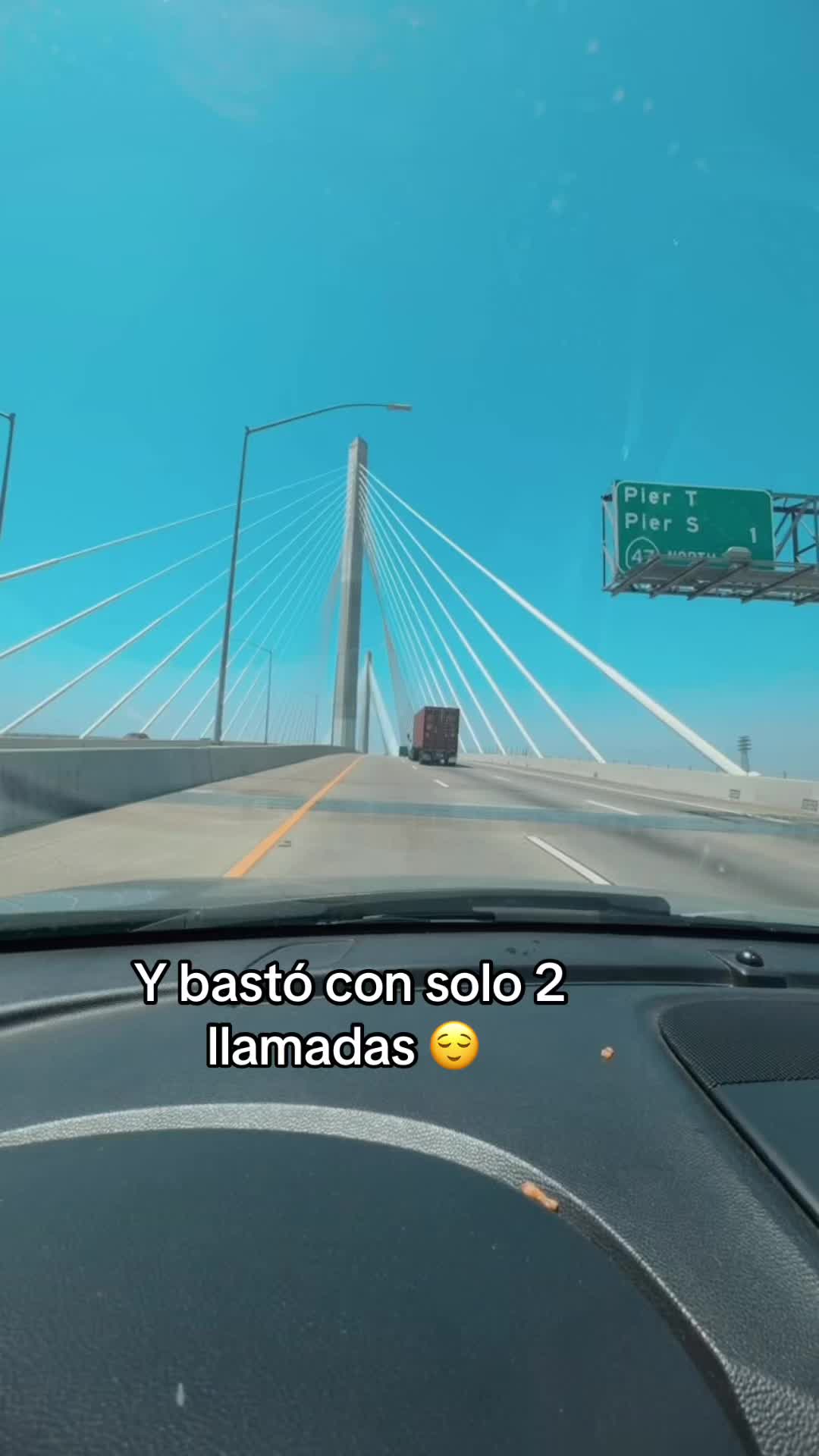 @_ParedesParedes