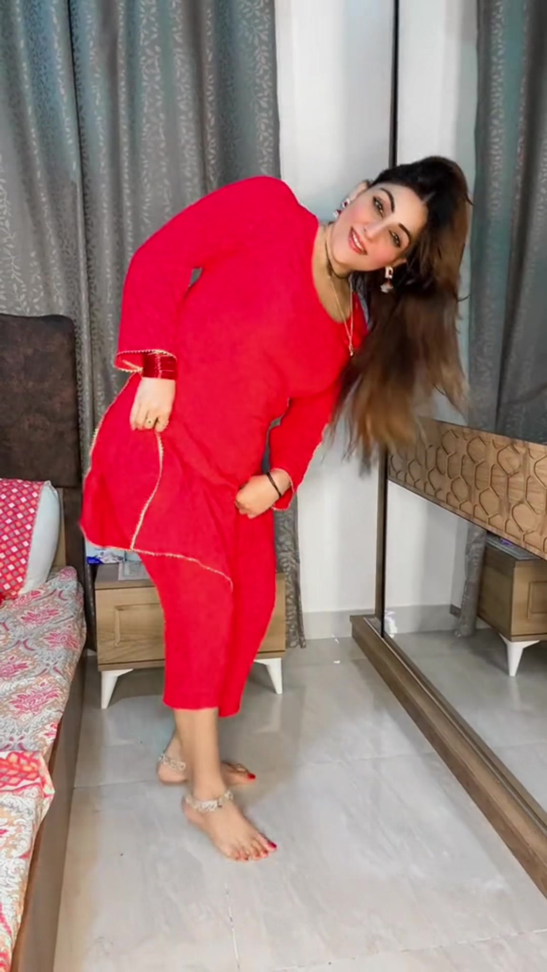 @🇵🇰𝚉𝚊𝚛𝚊 𝙱𝚞𝚝𝚝🇦🇪