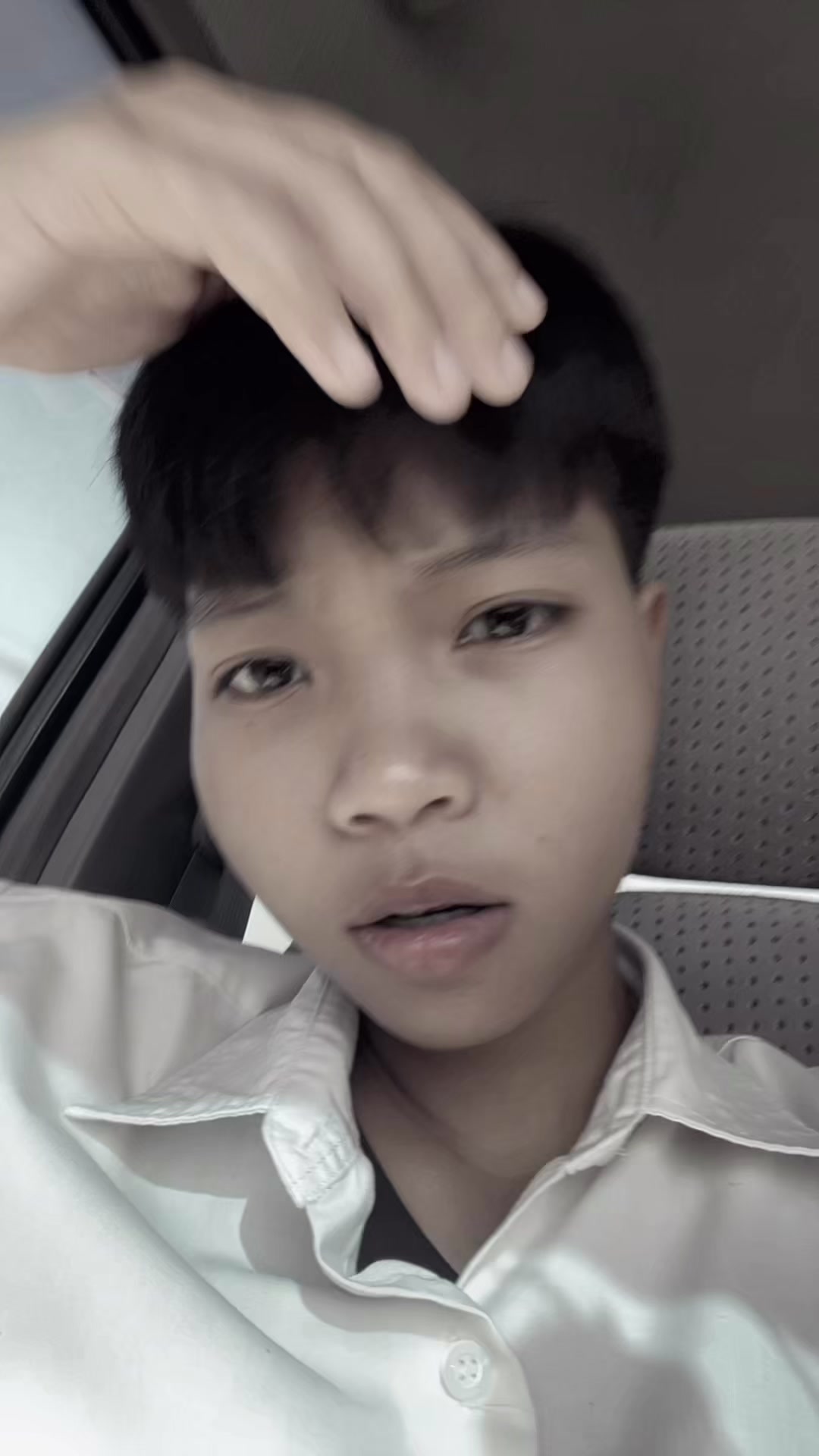 @นินิว