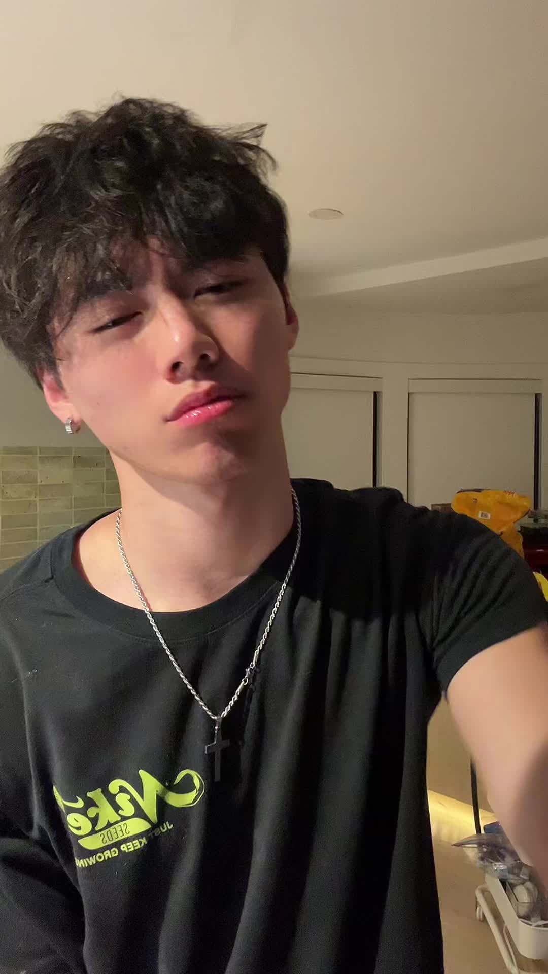 @asianenzo