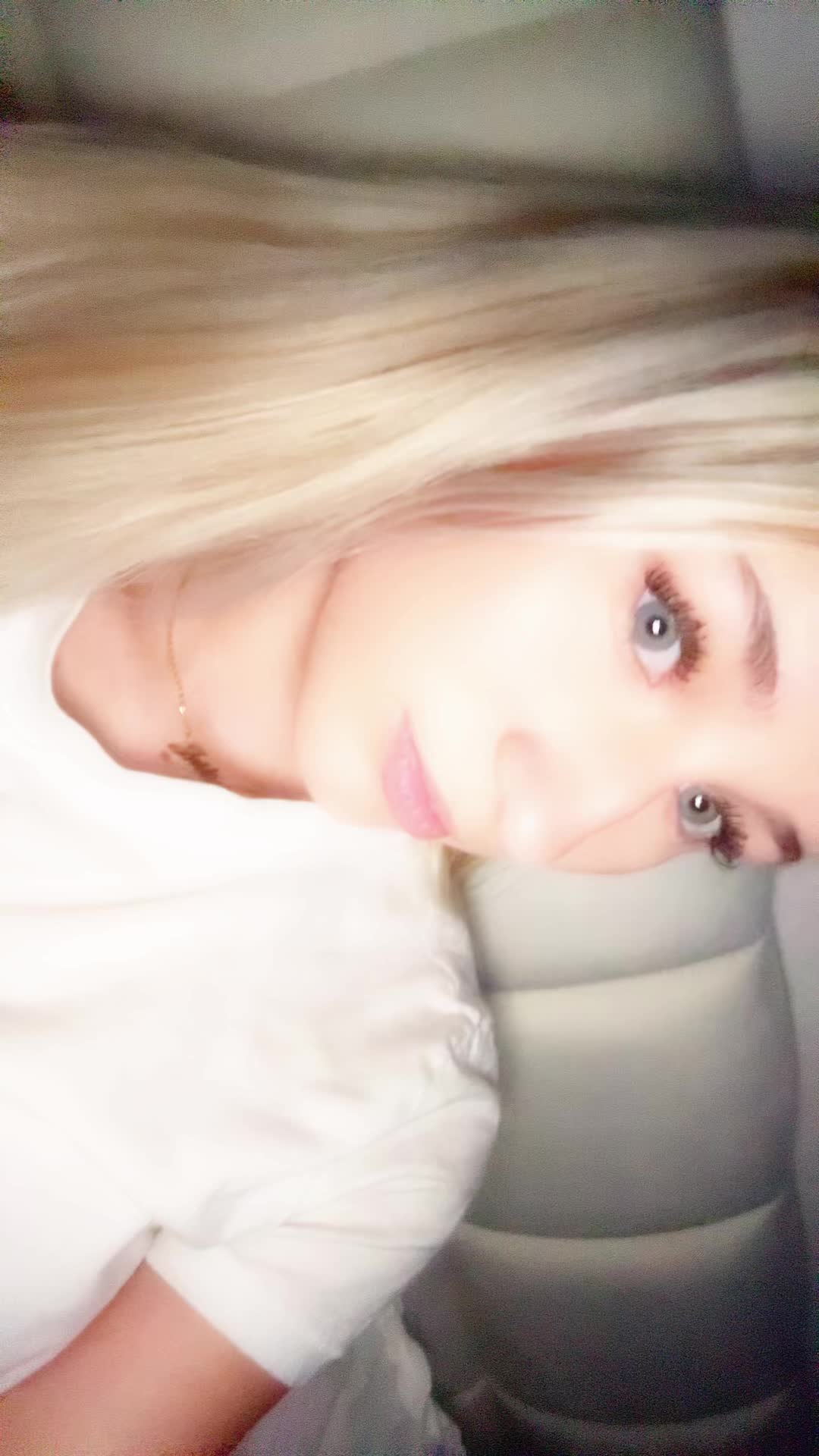 @🦢