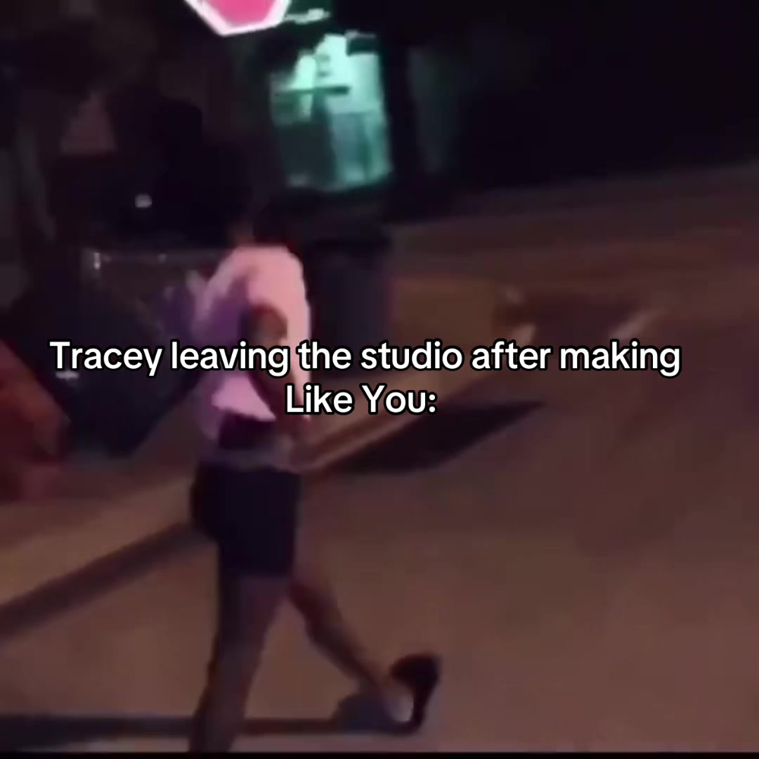 @traceythe1_