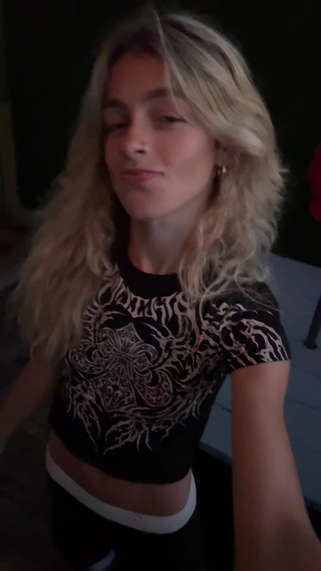 @Bella