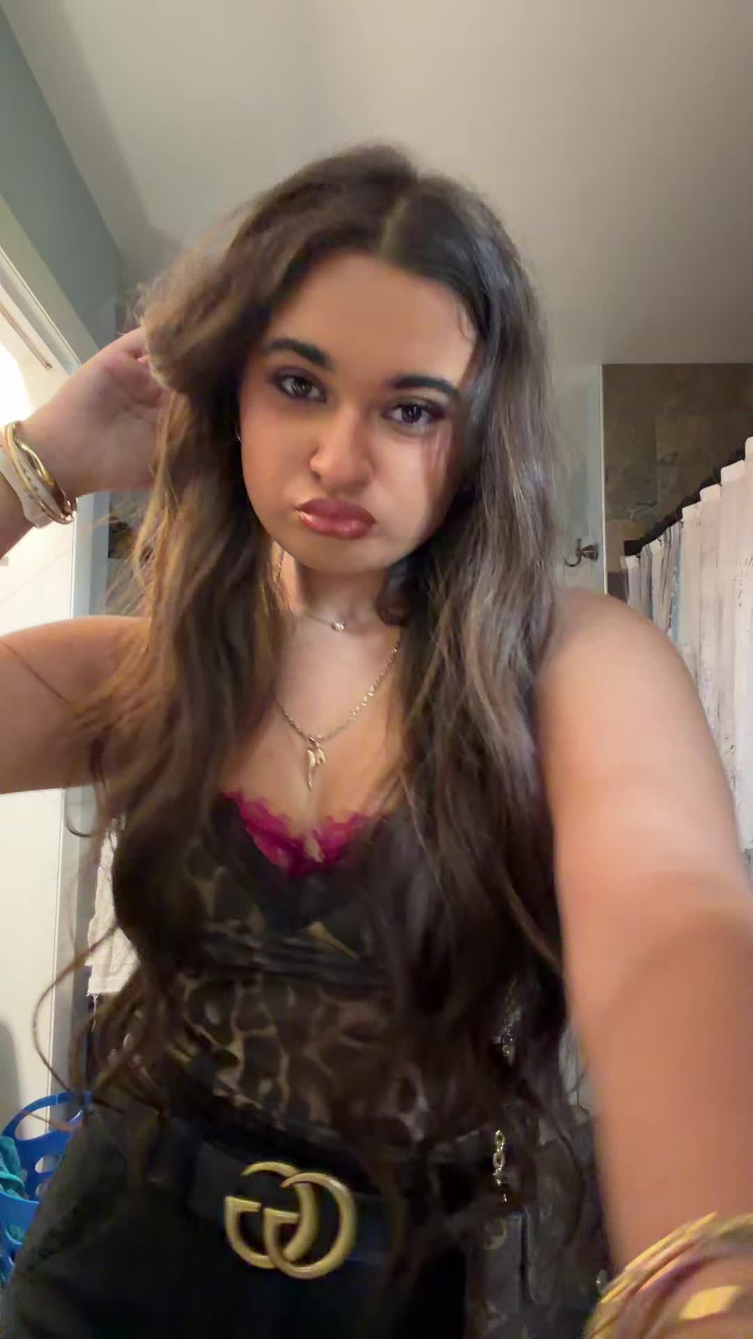 @TyraJade