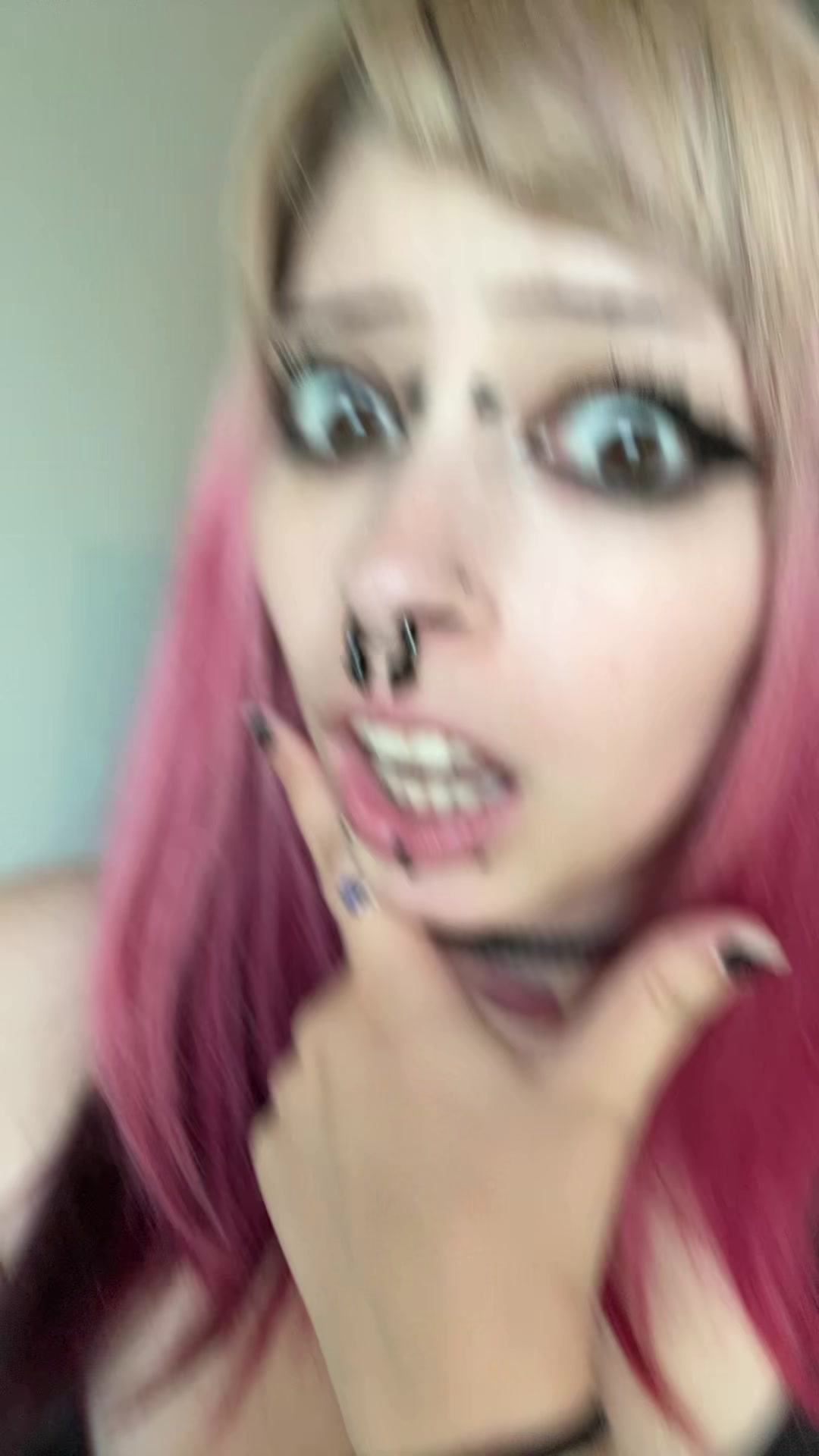 @JaneSpookyHot