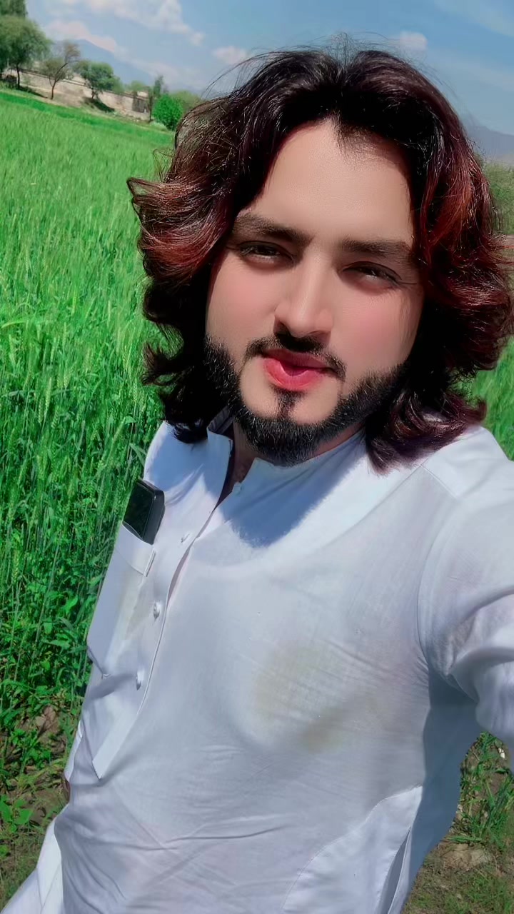 @✨👑 PEsHaWaR VeeR 👑✨