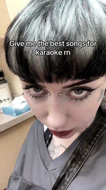 @Z3RØH34RT