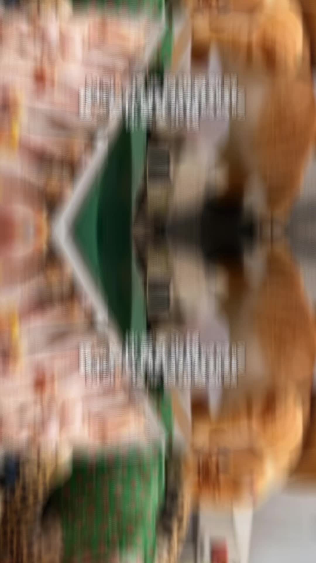 @Catstorie1
