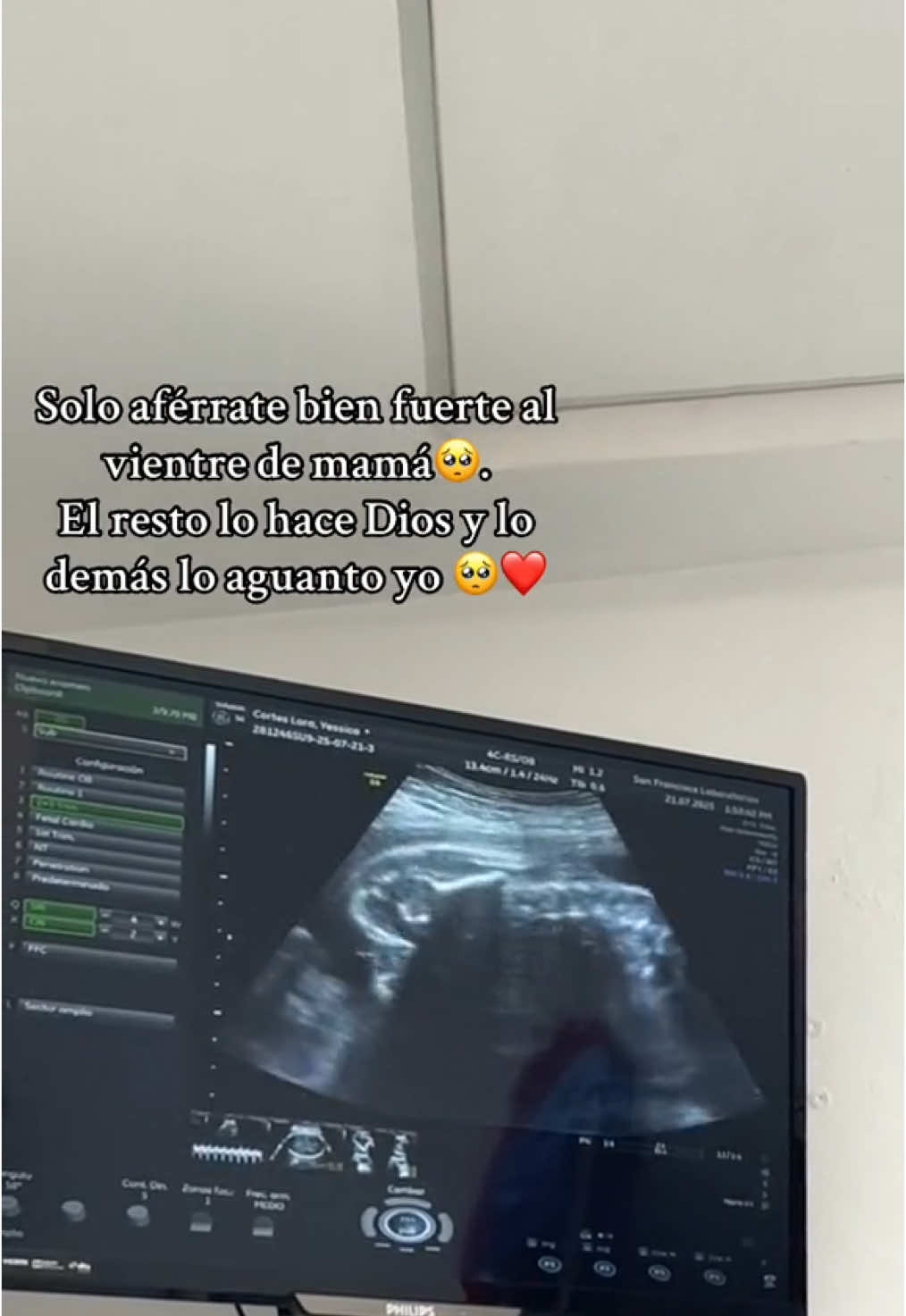 @YessiLara👷&zwj;♀️