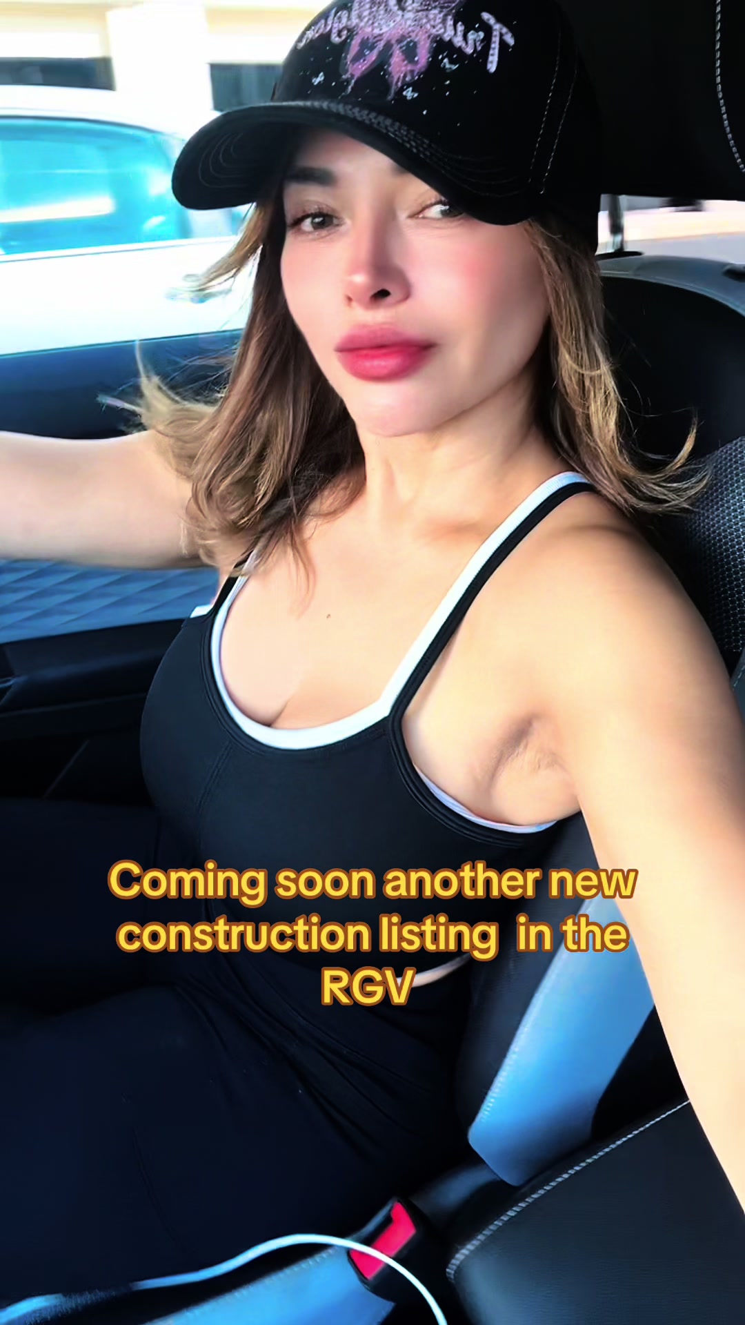 @Maria Estrada