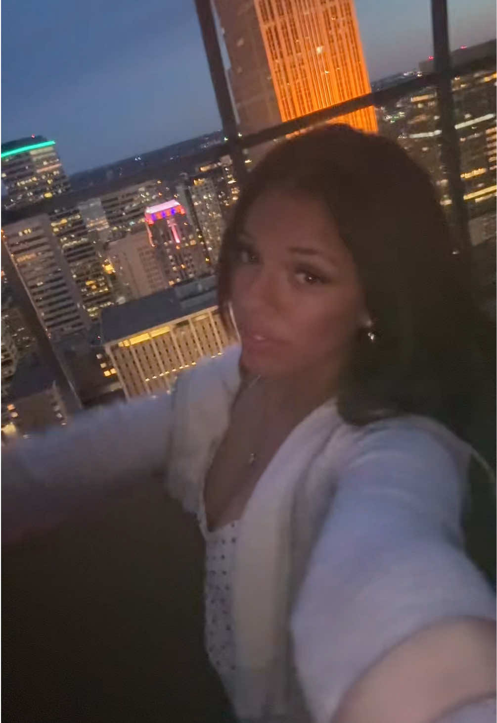 @bella