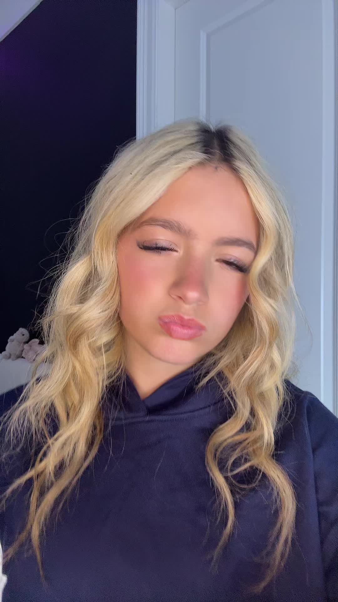 @lilly๐