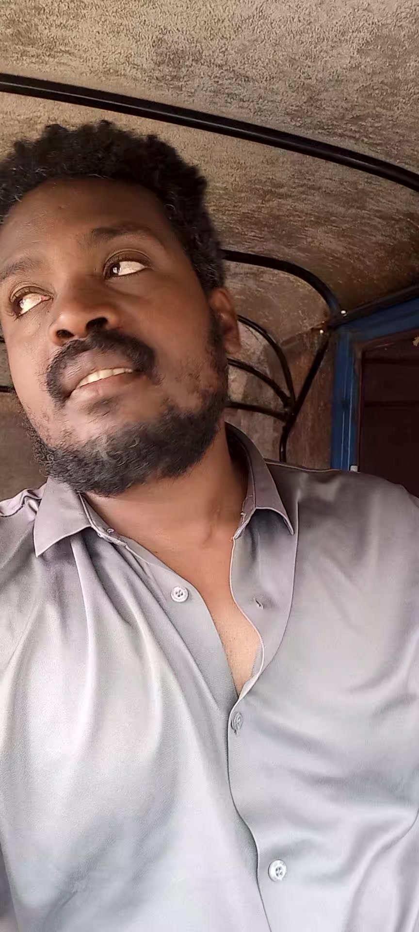 @ዲዮ ነኝ ወርቃማው ቁልፍ