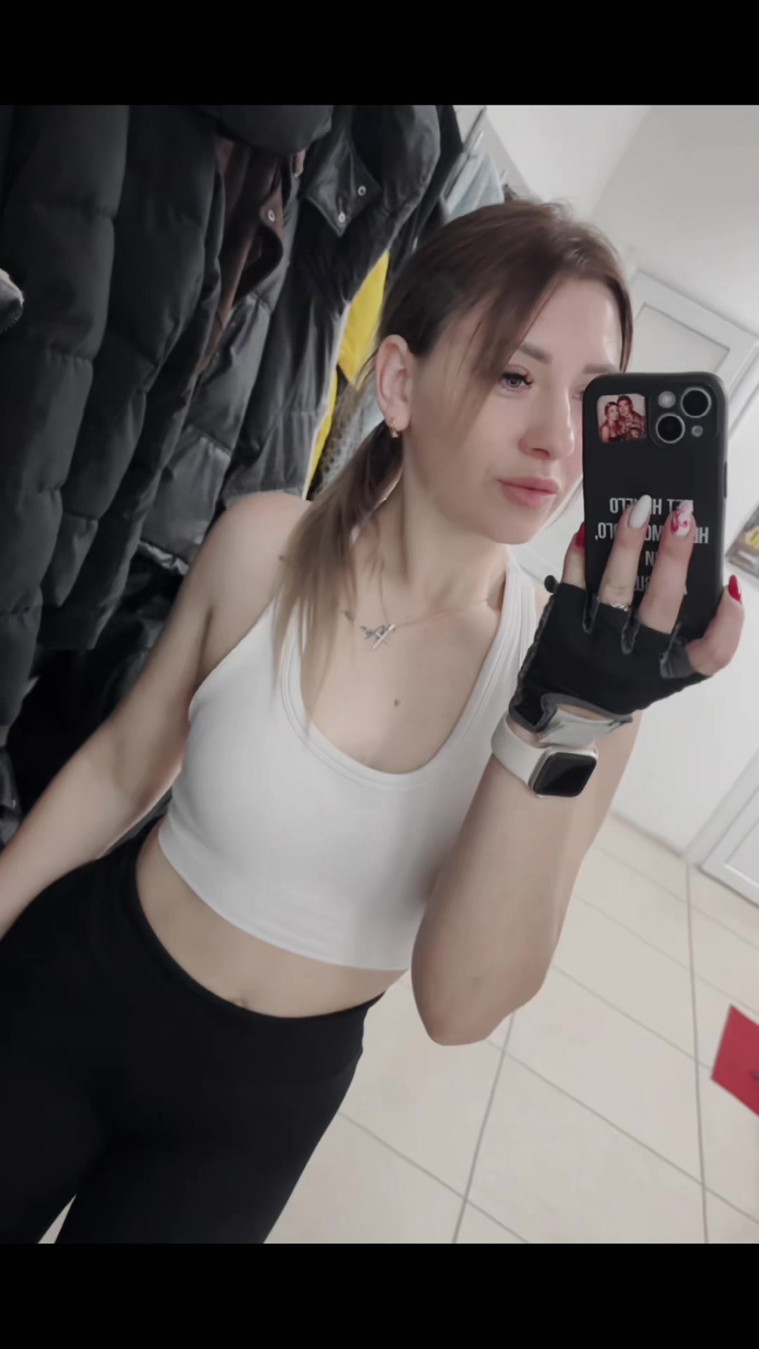 @v.m_882