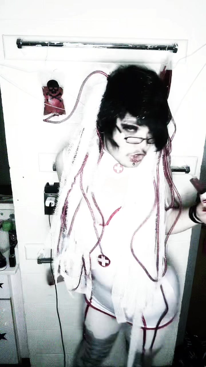 @Tʀ𝑒ʋ☢︎ʀ❤︎𝒱𝒶𝓁𝑒𝓃𝓉𝒾𝓃𝑒