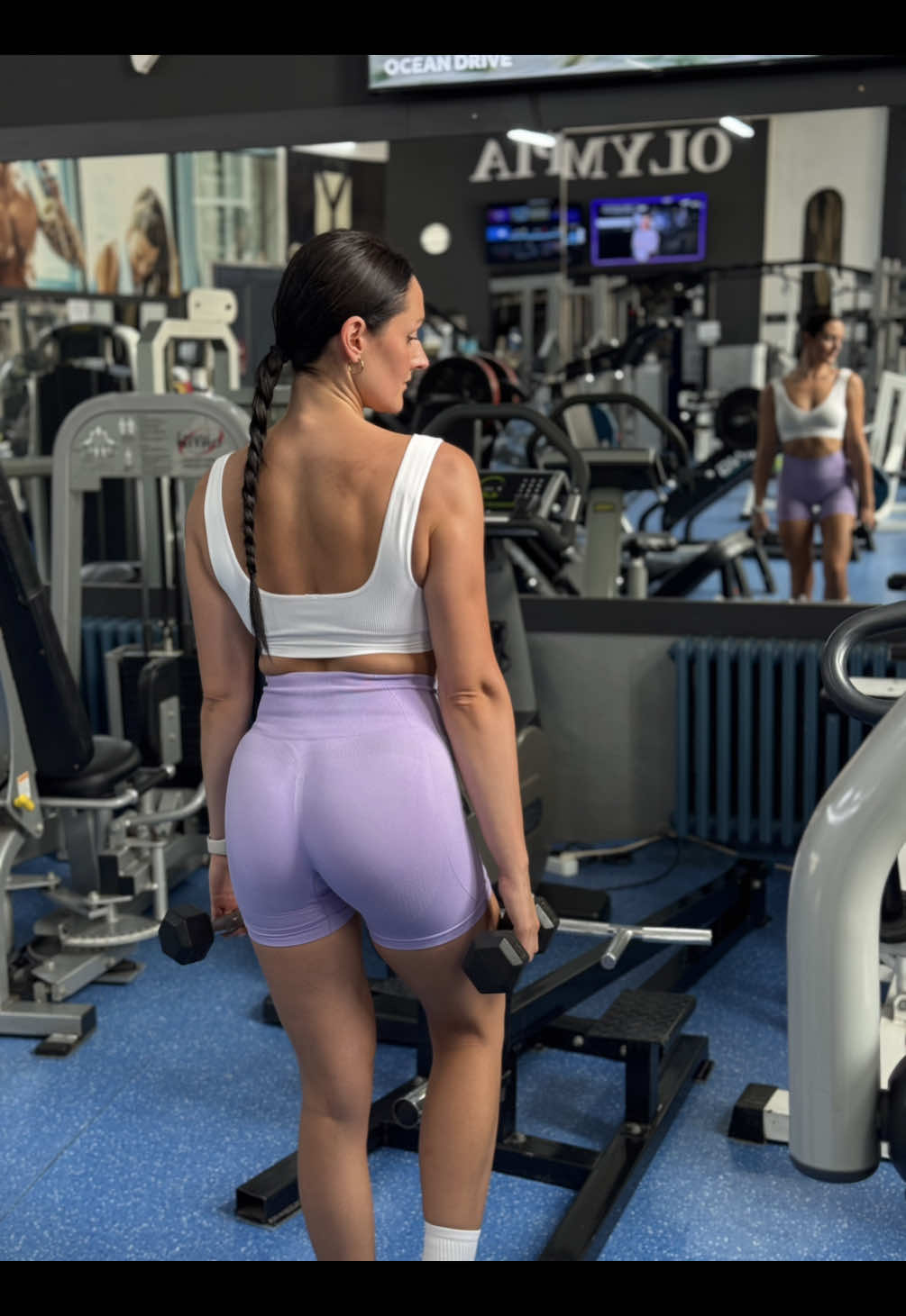 @Ana Kazaković