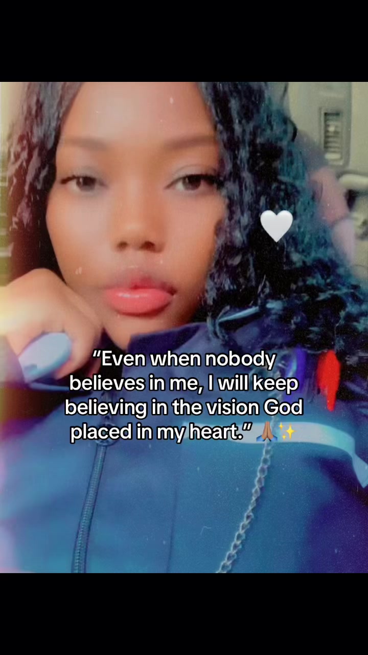 @Official🦋thessa🦋🫂🎀