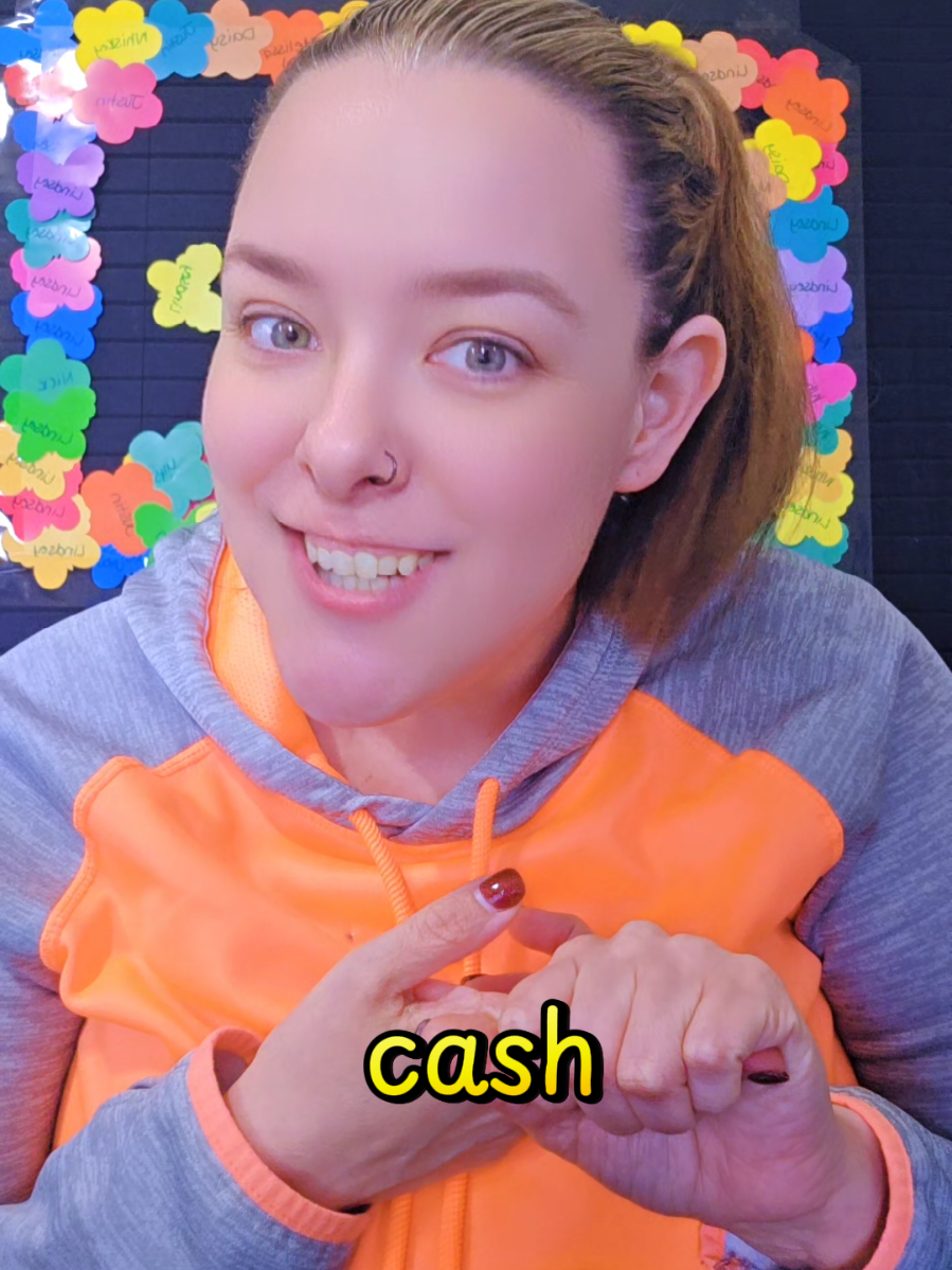 @Ashley C | LiveHost 🖤