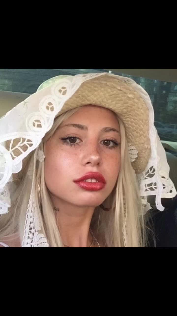 @𝖉𝖔𝖑𝖑𝖘