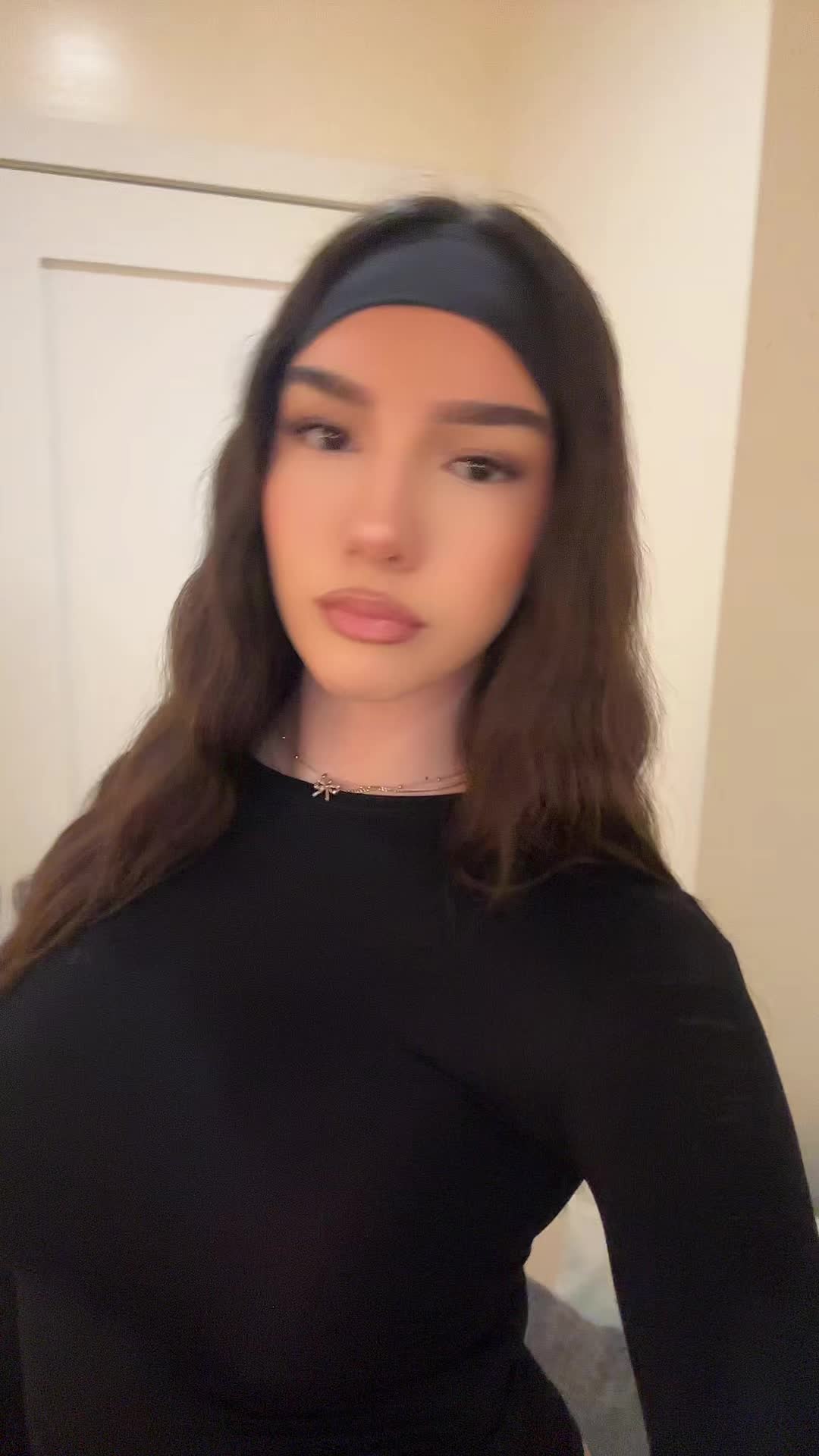 @𝓗𝓪𝓷𝓪 𝓑𝓪𝓳𝓻𝓪𝓶𝓲🇦🇱