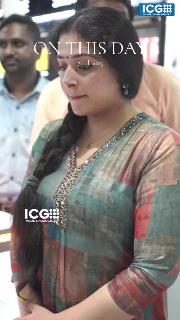 @nichumon