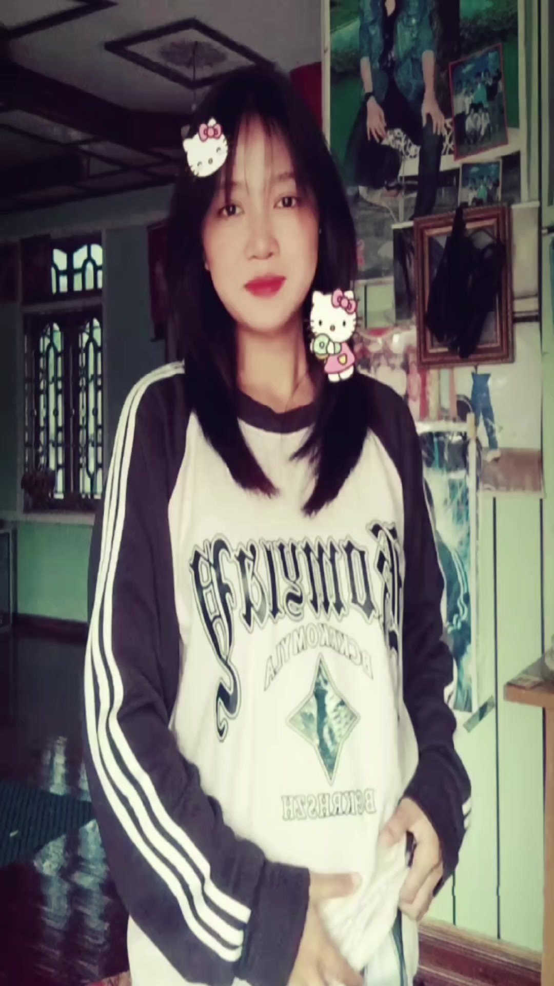 @shweyeehnin