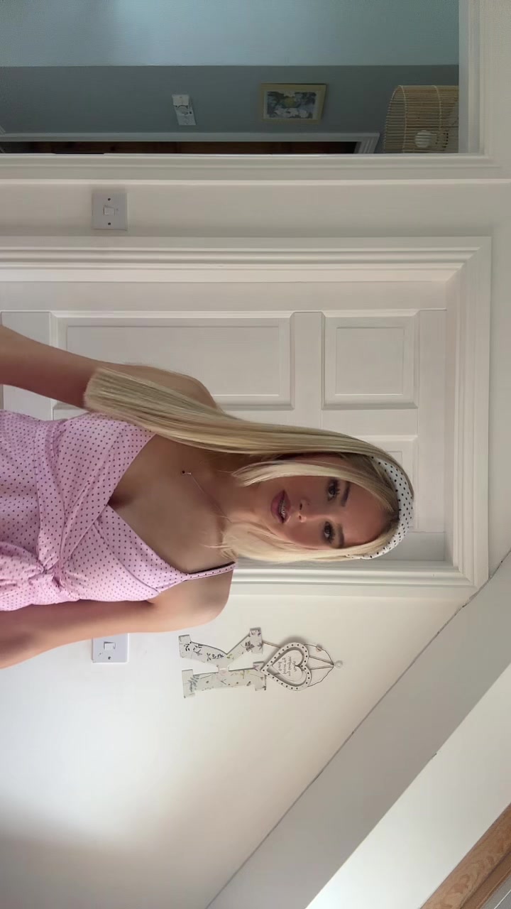 @𝓀𝒾𝓇𝒾 💞