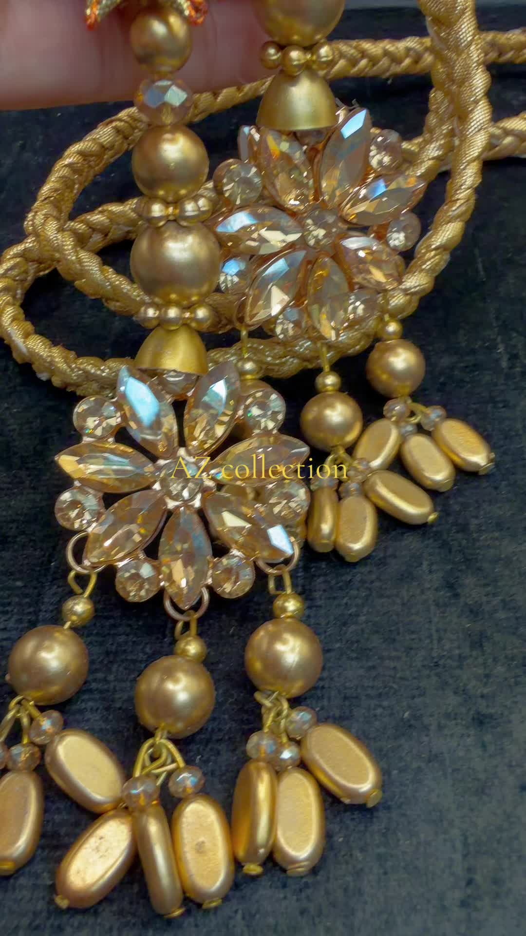 @AZ Collections
