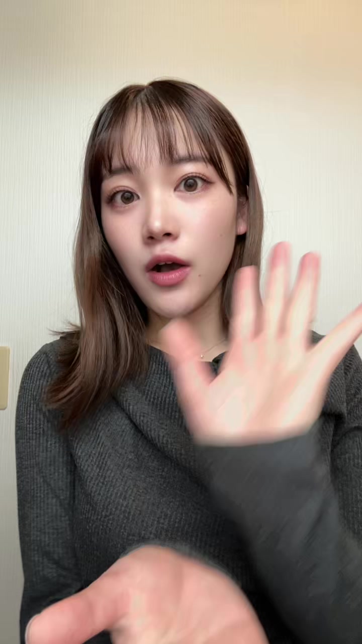 @中崎花音🥀🐝